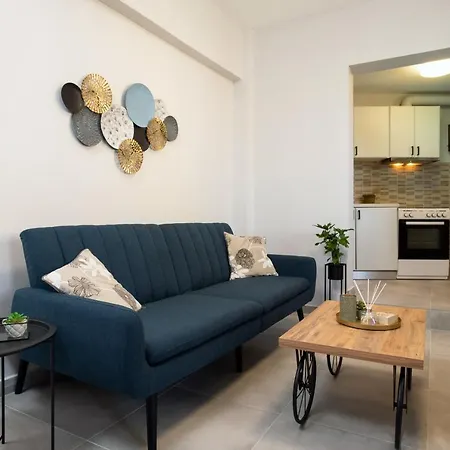 Silvia's * Corfu (city)